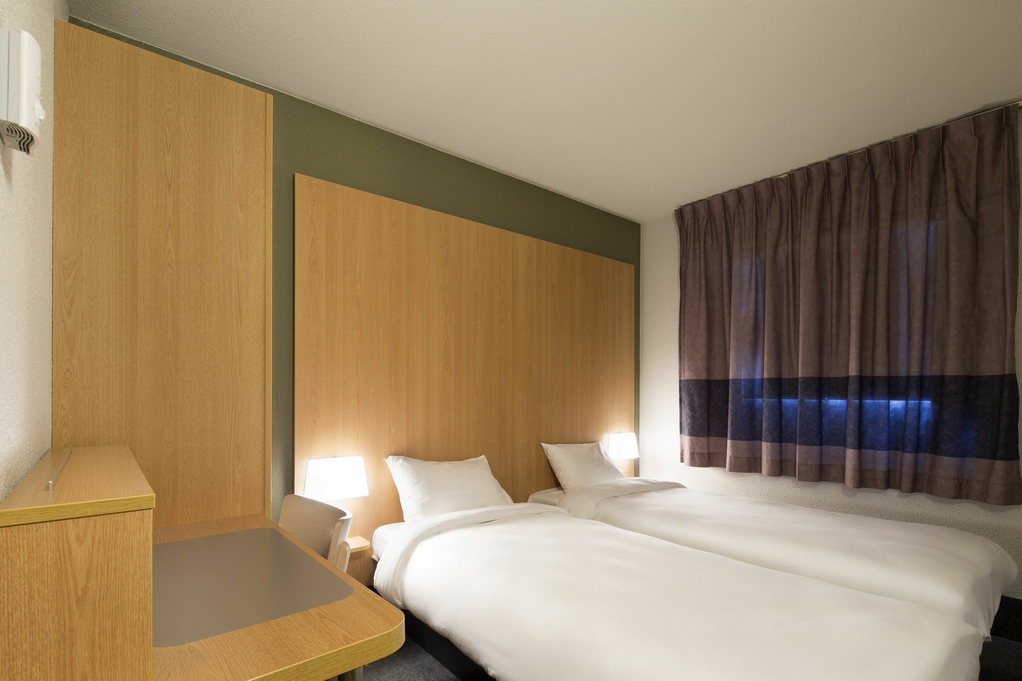 B&B Hotel Dunkerque Centre Gare Dunkirk Exterior photo